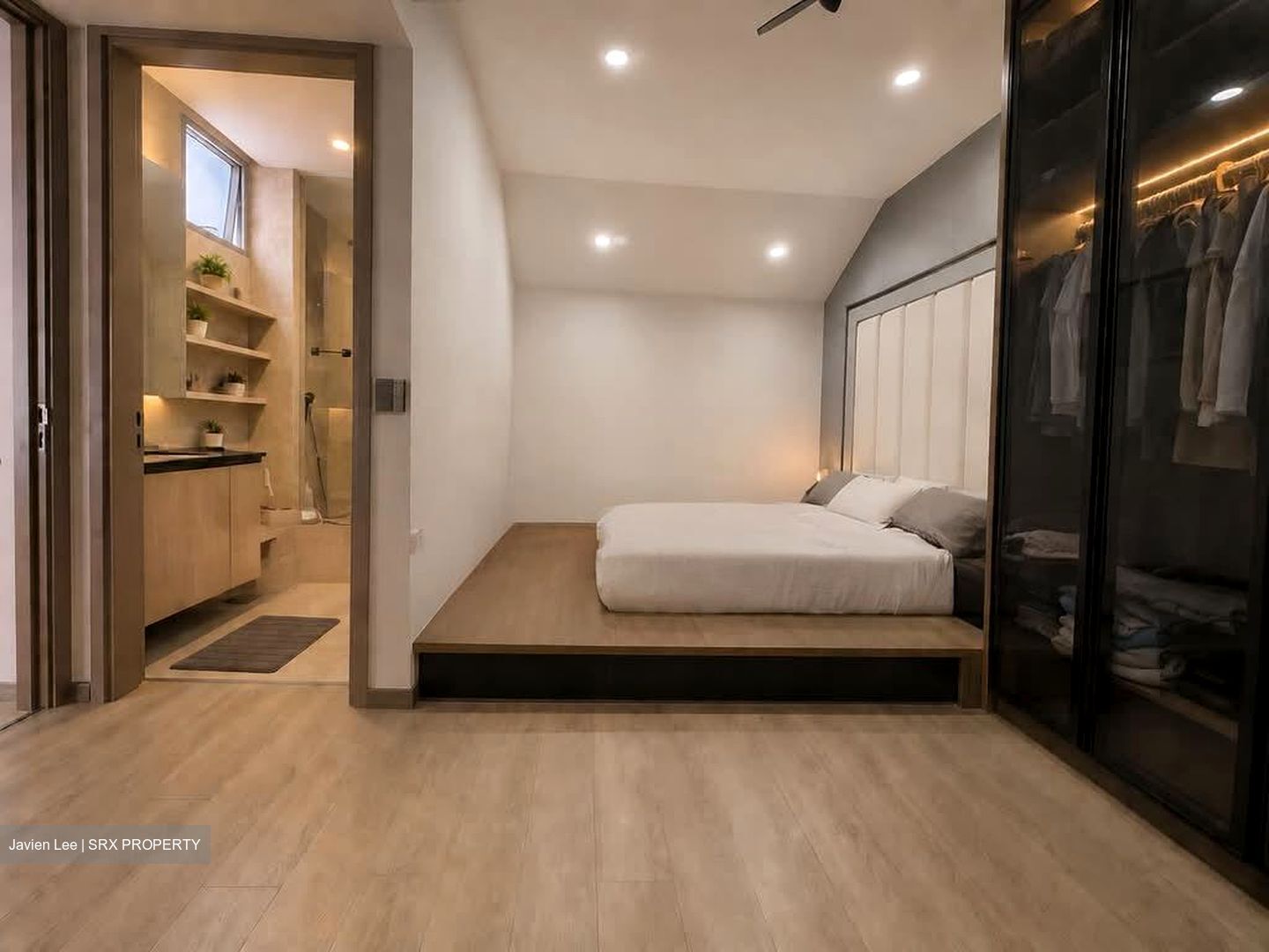 Stratum (D18), Condominium #572758521